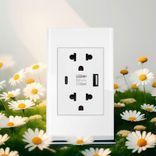 Ổ cắm điện tích hợp sạc nhanh